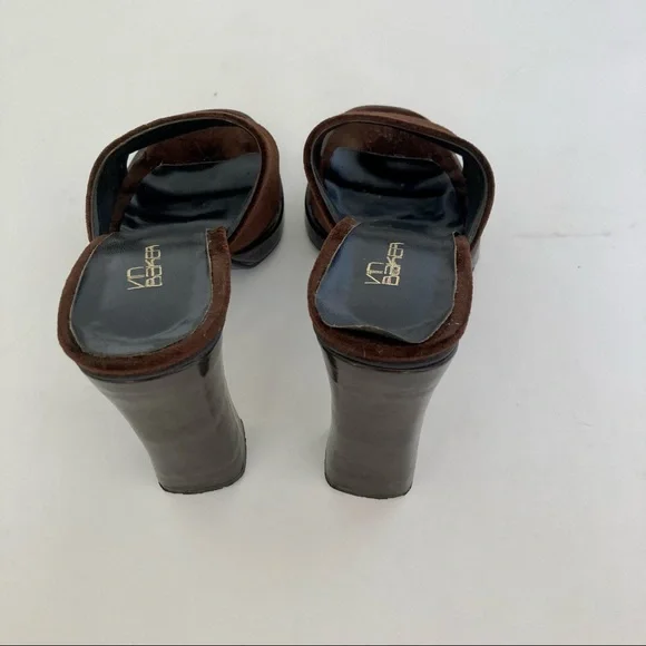 Vintage 90’s Chocolate Brown🤎Velvet Heels - Picture 4 of 6